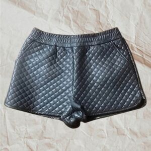 Jolie & Joy Black Faux Leather Shorts with Pockets NWT Size L